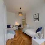 Center Apartments, Minutes Away From The Lake! Am53 Appartement