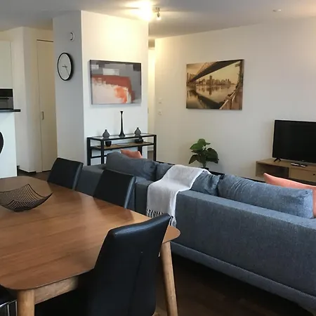 Center Apartments, Minutes Away From The Lake! Am53 *