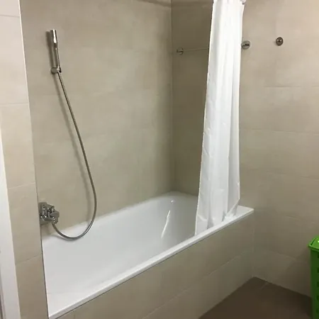 Apartamento Center Apartments, Minutes Away From The Lake! Am53 *