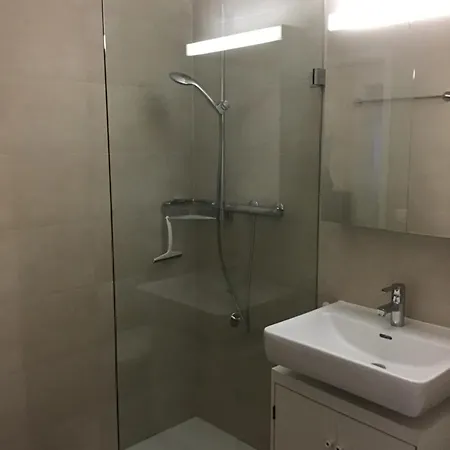 Apartamento Center Apartments, Minutes Away From The Lake! Am53 *