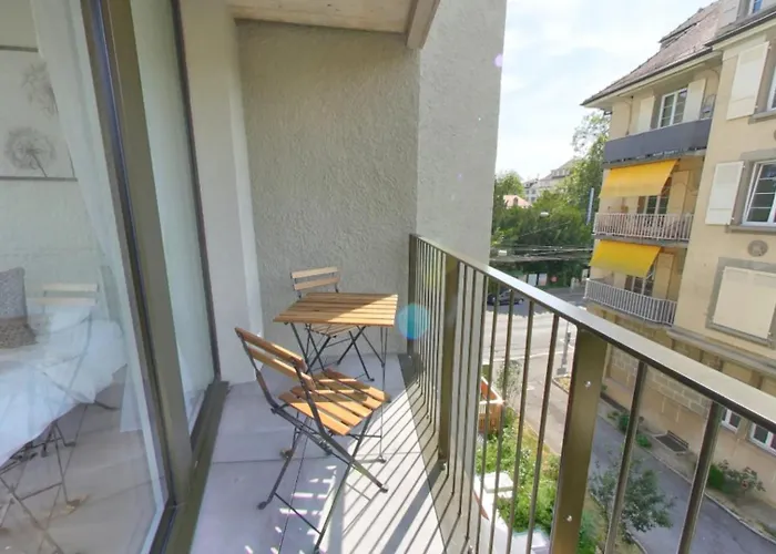 Apartament Center Apartments, Minutes Away From The Lake! Am53