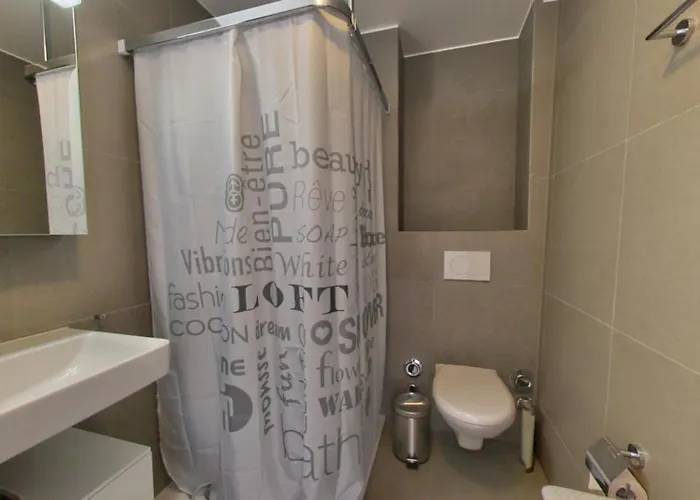 Center Apartments, Minutes Away From The Lake! Am53 Apartament