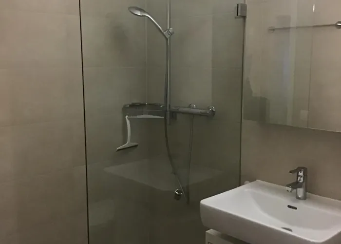 Apartament Center Apartments, Minutes Away From The Lake! Am53 *