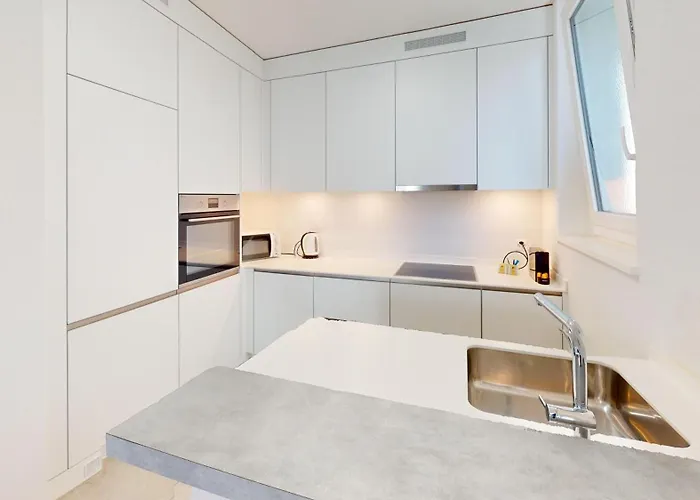 Apartament Center Apartments, Minutes Away From The Lake! Am53 *