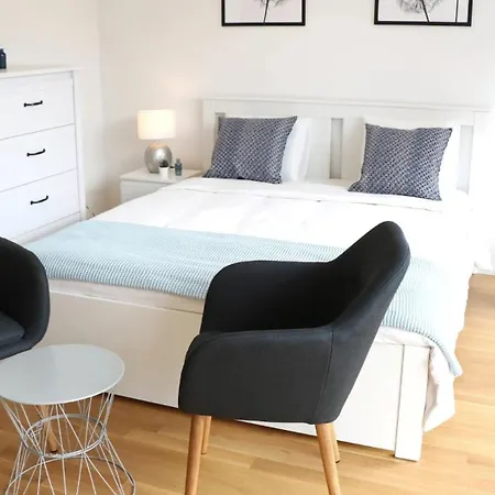 Center Apartments, Minutes Away From The Lake! Am53 洛桑