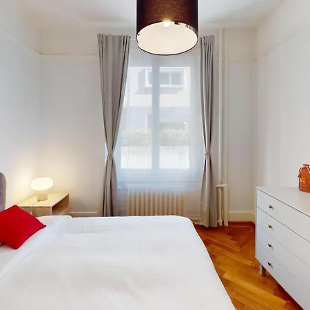 Center Apartments, Minutes Away From The Lake! Am53 Lozanna
